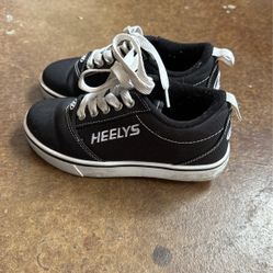 Heelys - Size 2 Youth