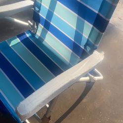 BEACH CHAIRS