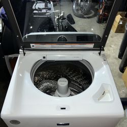 Maytag Washing Machine 