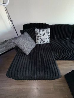 Viral oversized sofa