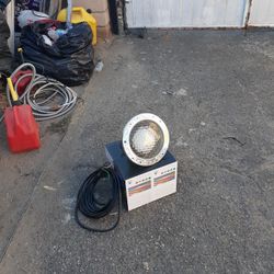 Luz de alberca nueva