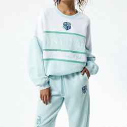 Barbie Malibu Crewneck Sweatshirt Womens M&L NWT $50 MSRP By Pacsun Embroidered