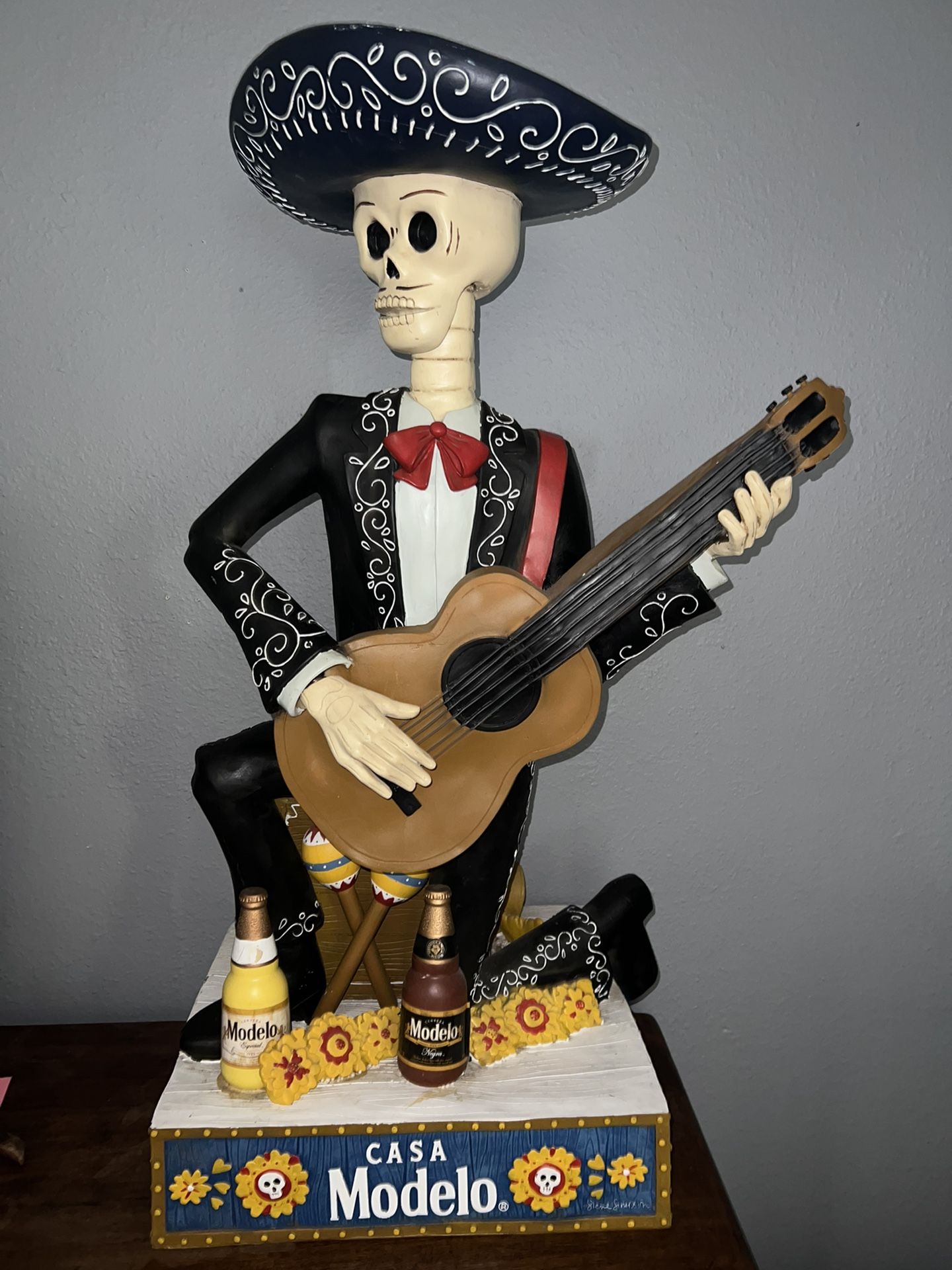 Modelo Day Of The Dead Statue 