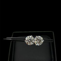 Martini Style Push Back Studs Earrings In 14k White Gold 