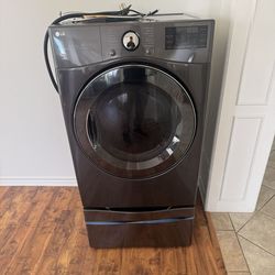 LG Electric Dryer