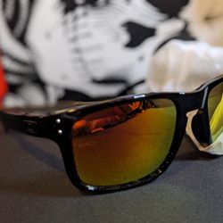 Black Oakley Holbrook Sunglasses