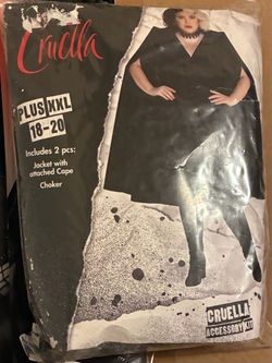Cruella cape and choker/  cosplay (2x)+ free item