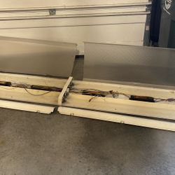 Free Industrial Florescent Light Fixture.