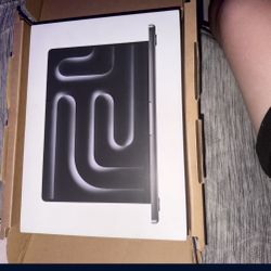 14-inch Mackbook Pro M3 Pro Chip