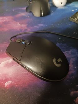 Logitech g203 lightsync gameing mouse