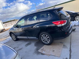 2013 Nissan pathfinder
