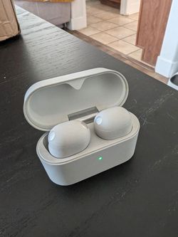Sony WF-1000XM6 earbuds