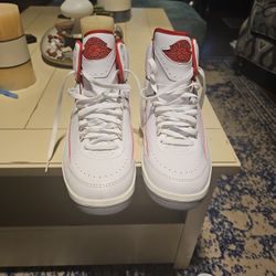 Jordan retro two's High Top