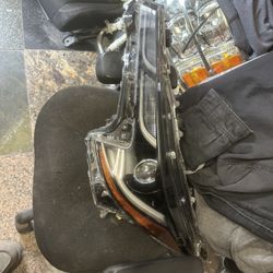 Toyota Corolla Driver Side Headlight 