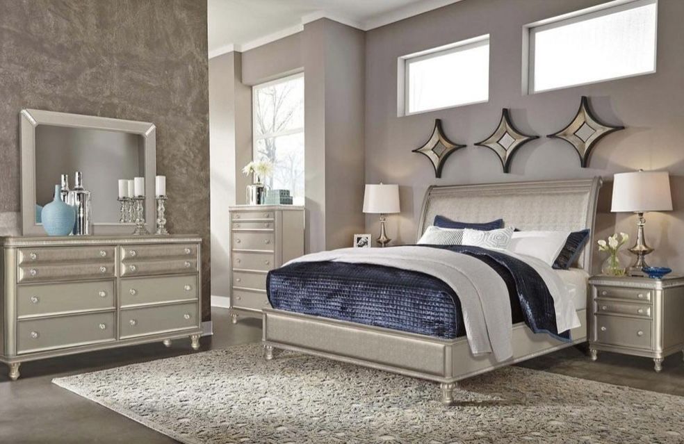 🔥 7-Piece Glam Bedroom Set – Fair Condition, Priced to Sell! 🔥