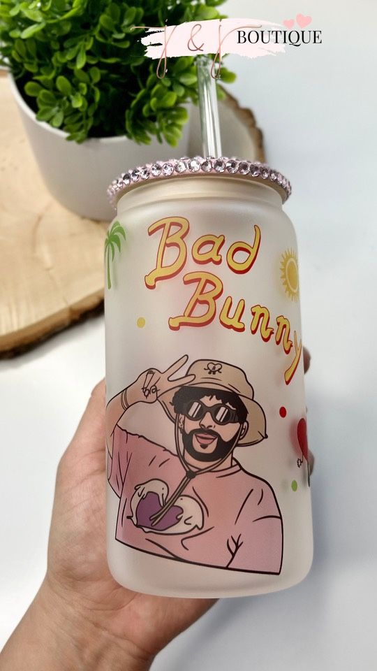 BAD BUNNY!!!! Iced Coffee Cup Glass- Beer Can Glass- Soda Can Glass- Can Tumbler- Soda Can Glass Cup- 16oz Ice Coffee Cup
