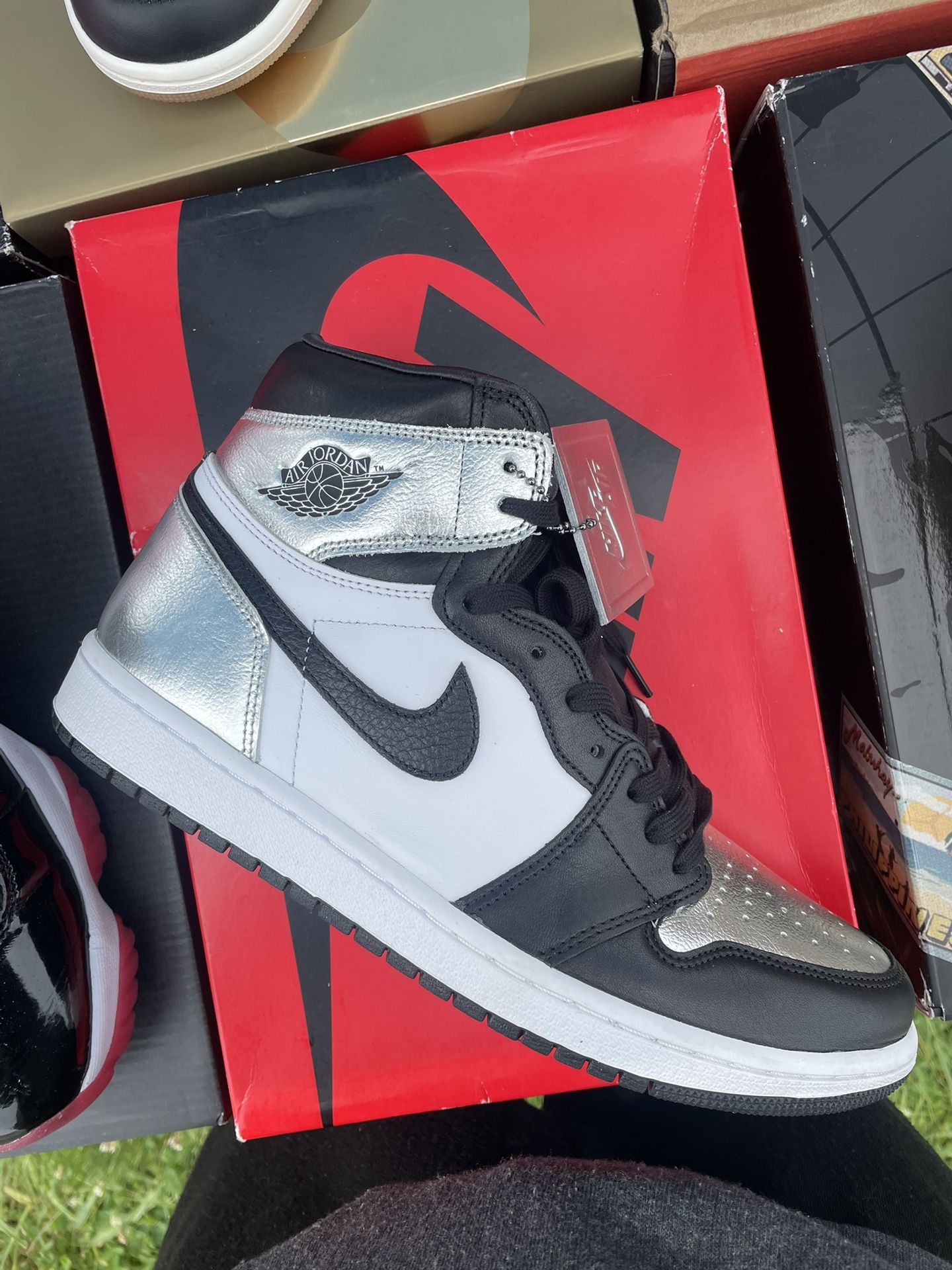 Jordan 1 Silver Toe 