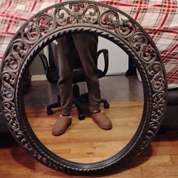 Gorgeous Framed Mirror 