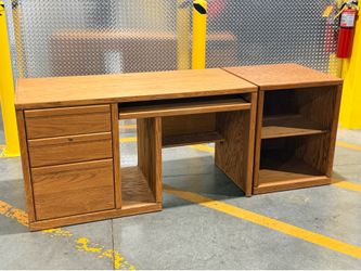 MCM vintage oak wood 2 piece desk set with Drawers and pull out keyboard