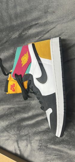 Jordan Zoom 1