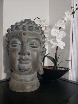 Large Buddah Head