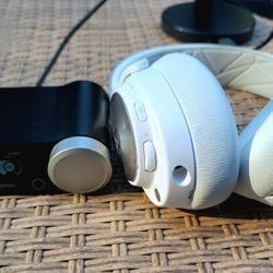 SteelSeries Arctis Nova Pro Wireless Gen 2 – Multi-System Gaming Headset