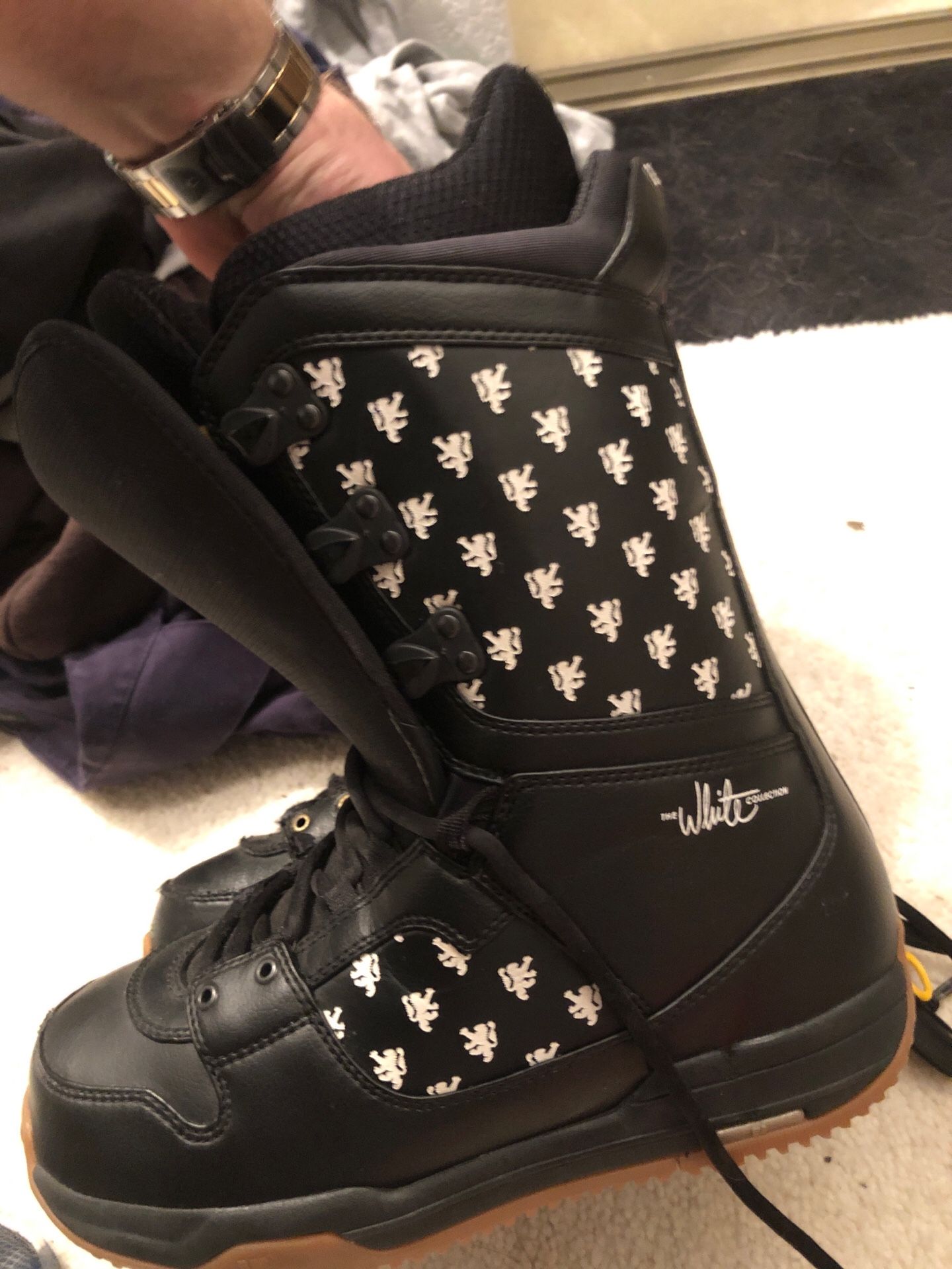 Burton Shaun white size 8