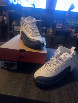 Air Jordan 12 Retro GS Size 7Y