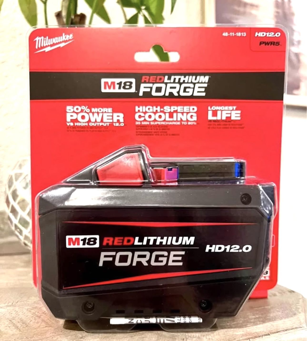 Milwaukee M18 Red lithium Forge 12.0 Battery