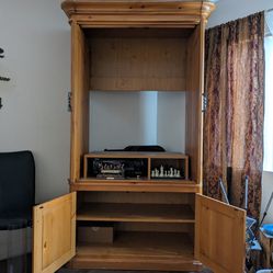 Armoire 40 Inch ( TV ) Cabinet 