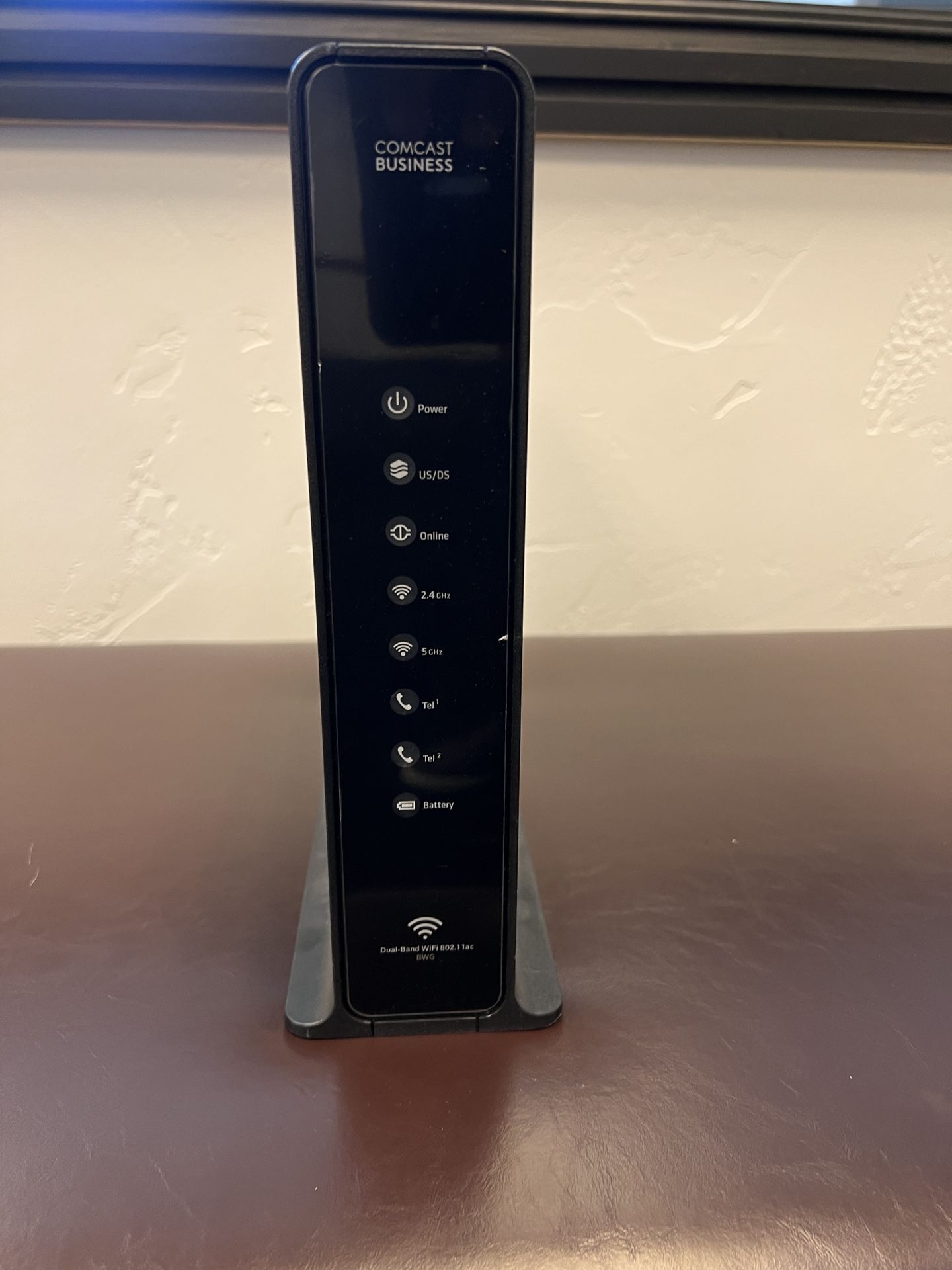 Technicolor DPC3941B Comcast Business Dual Band WiFi Cable Modem Router