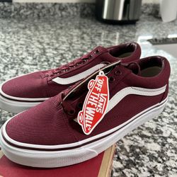 Vans men’s size 8. 