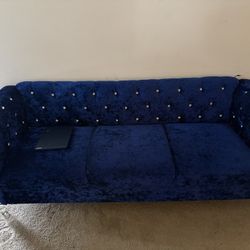 Two Couch’s