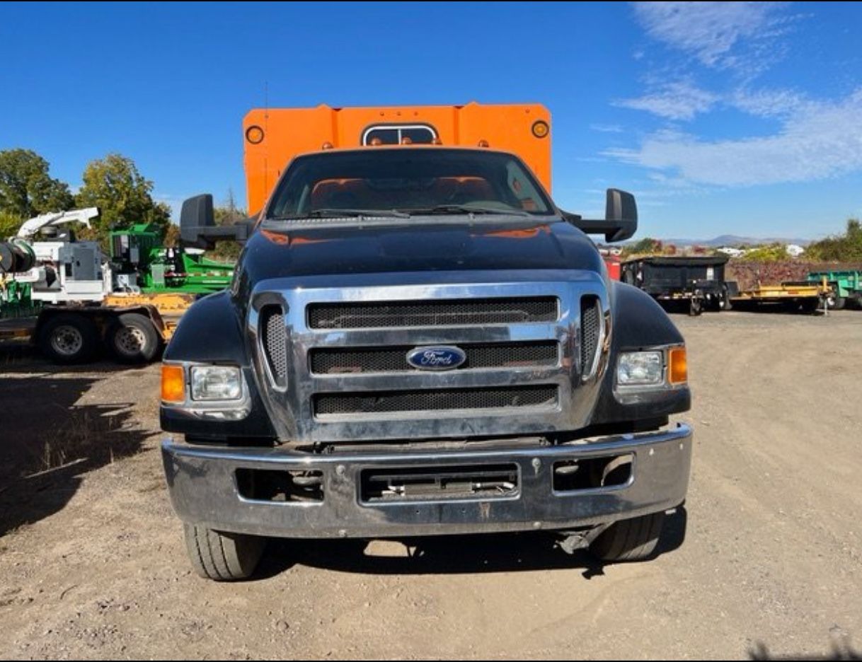 2013 Ford F-750