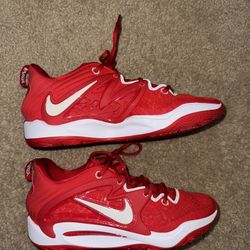 KD 15 Basketball Shoes Size 9.5