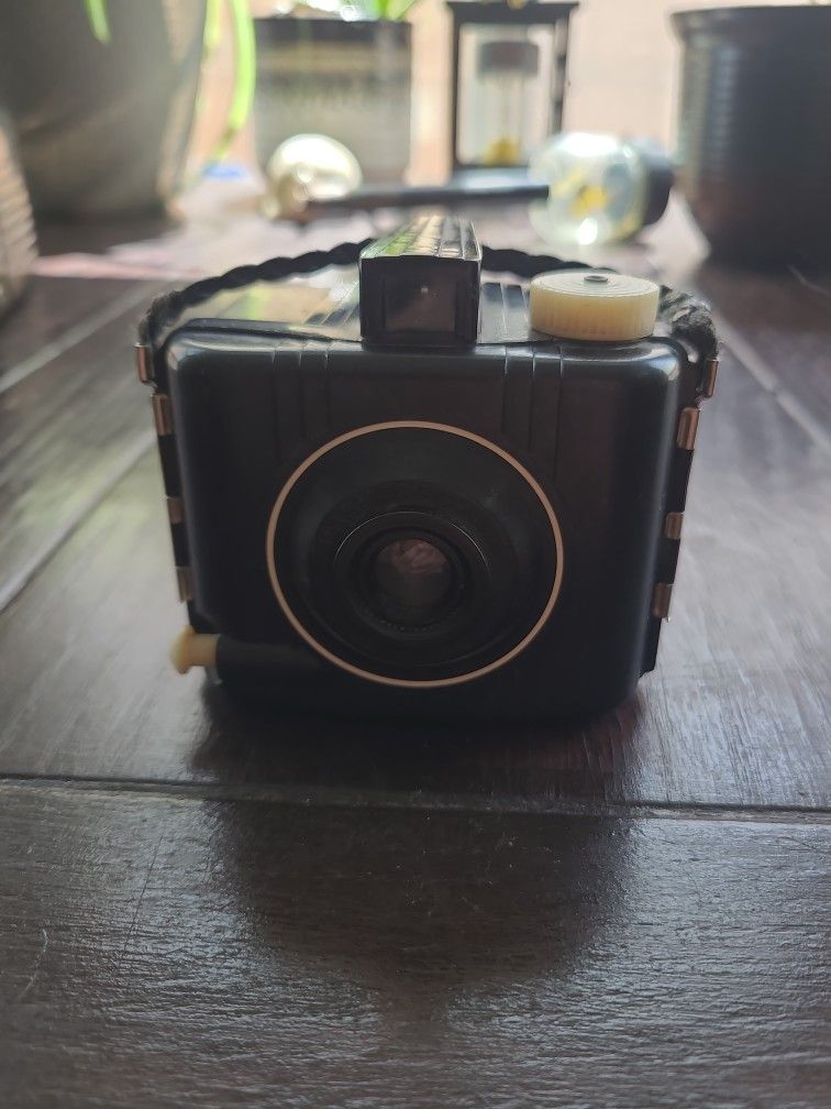Vintage Baby Brownie Kodak camera (untested)