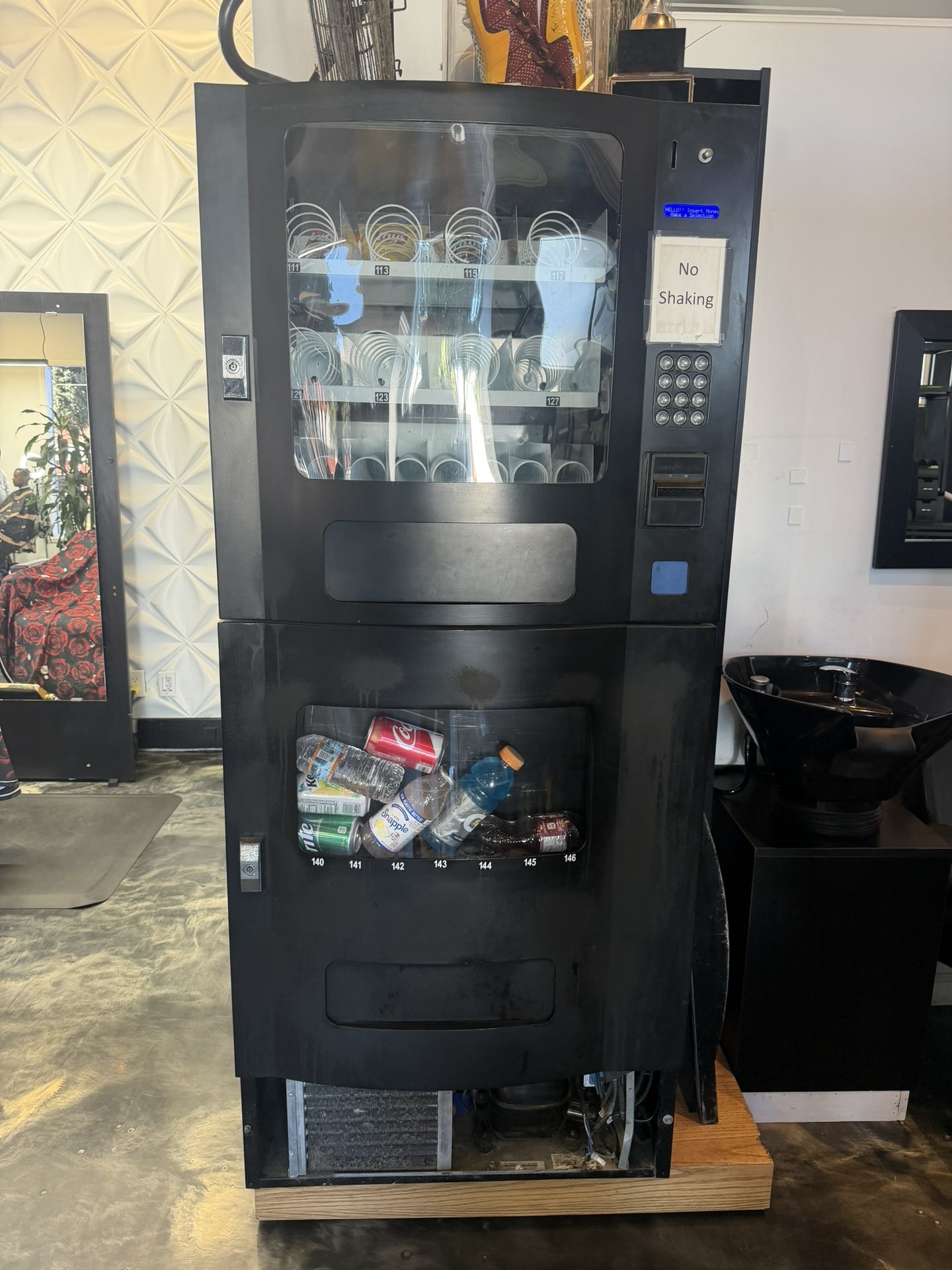 Commercial Drink Vending Machine – As-Is / Needs Service