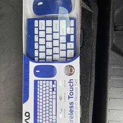 Wireless Keyboard And Mouse Combo Brand New 