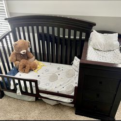 Crib/Toddler Bed For Sale