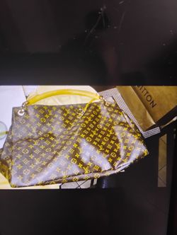Lue Vuitton Bag