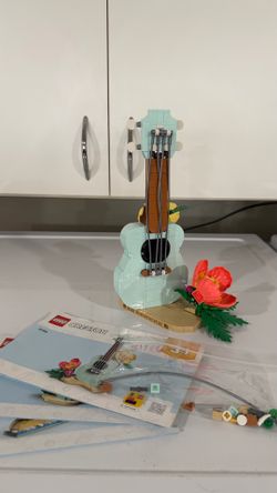 Lego 31156 Creator 3 in 1 Tropical Ukulele