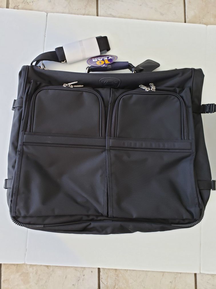 Ricardo Beverly Hills Garmet Luggage Travel Bag Brand New!
