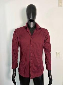 Long Sleeve Button Up Dress Shirt (Maroon / Men’s Large)