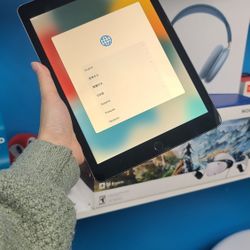 Apple IPad Pro 9.7IN - 90 Days Warranty - Best Deal In Town