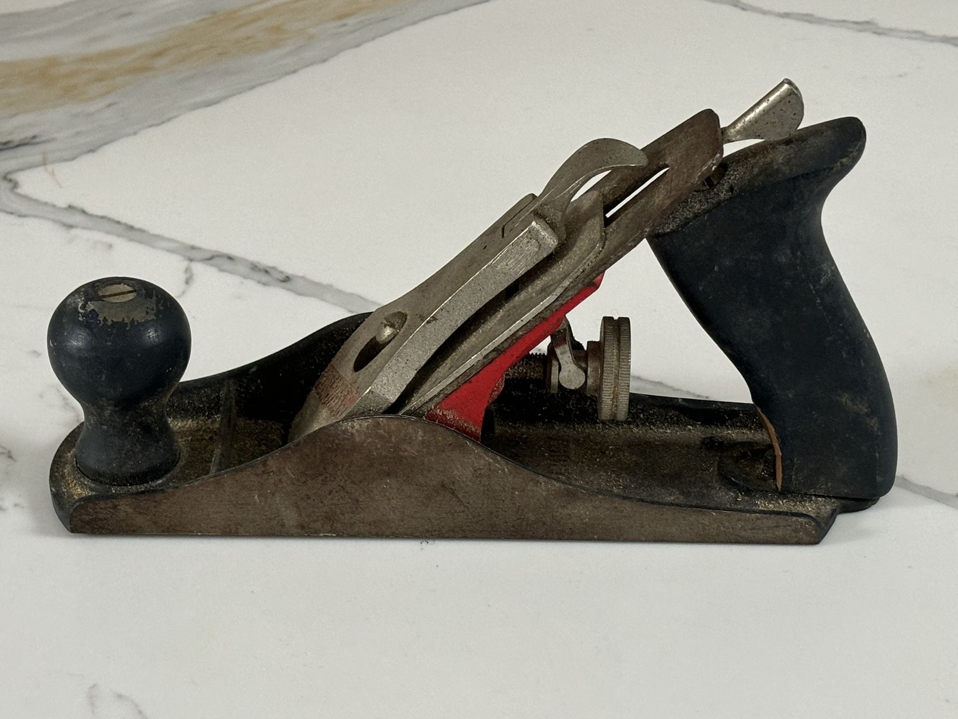 LARGE VINTAGE STANLEY HANDYMAN HANDHELD PLANE