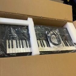 Korg Pa5X 61 Key With Box 