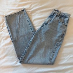 Levi's High Waisted Straight Jeans