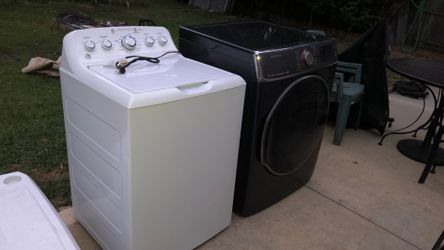 Fridaire Washer And Elekttic Drayer Samsung New Model Both 400$