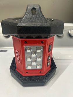 Milwaukee Flood Light