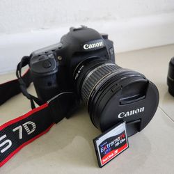 Canon EOS 7D Digital SLR 